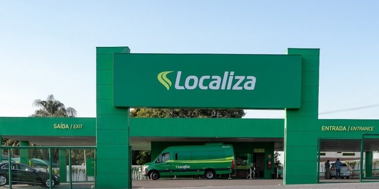 Localiza (RENT3) dispara e alcança a liderança positiva do Ibovespa, impulsionada pela recomendação do BTG e pela melhoria da classificação de risco da Moody’s
