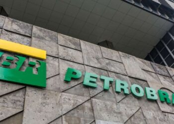 Petrobras (PETR4) recebe decisão favorável na Holanda; compreenda