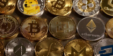 Rússia sugere um imposto de 15% em relação à renda de criptomoedas gerada por transações e mineração: relatório