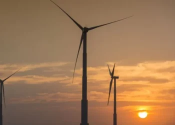 De acordo com um estudo, a energia no Brasil deve receber investimentos de R$ 3,2 trilhões até 2034