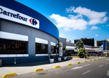 Carrefour (CRFB3): compreenda a suspensão da comercialização de carnes