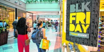 Fecomércio estima que o comércio de Fortaleza irá movimentar R$ 388 milhões durante a Black Friday