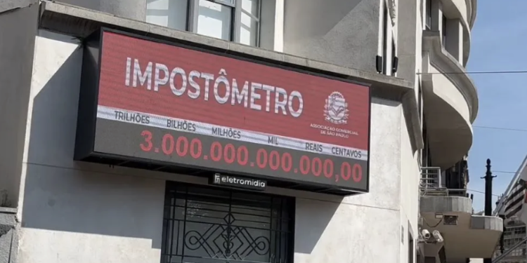 Brasileiros pagaram R$ 3 trilhões em impostos em 2024