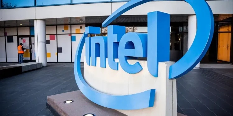 Investimento da Intel (ITCL34) em chips de Inteligência Artificial não está rendendo o esperado