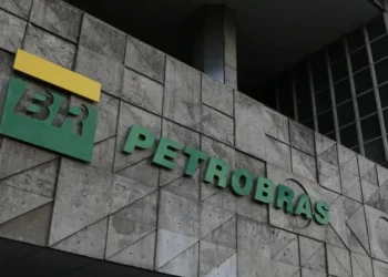 Petrobras estabelece acordos com Yara para colaboração técnica e industrialização de ARLA 32