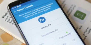 Pix já representa 24% das transações de varejo, mas o sistema financeiro precisa estar atento aos incidentes cibernéticos, afirma o Banco Central