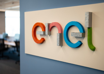 Enel Ceará recebe uma multa superior a R$ 10 milhões por descumprir prazos de obras
