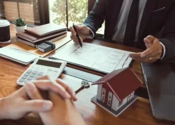 O mercado imobiliário oferece o dobro do CDI para quem investe no projeto, e não na propriedade física