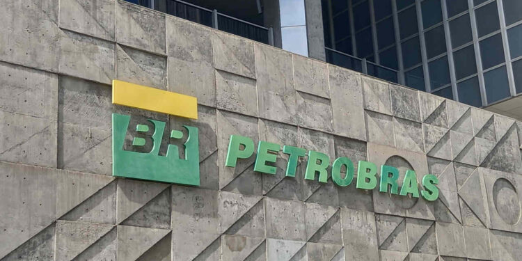 Petrobras (PETR4) procura reduzir ao máximo as emissões; compreenda