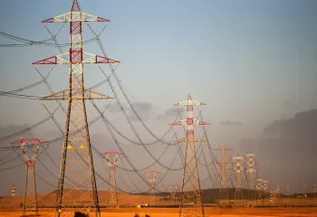 Ministro solicita à Aneel a distribuição de um bônus de R$ 1,3 bilhão proveniente de Itaipu para reduzir a conta de energia