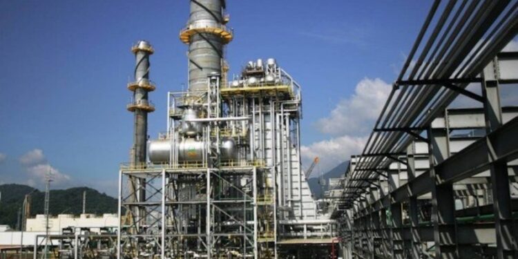 O governo estabelece normas de leilão para a contratação de pequenas centrais hidrelétricas em 2025