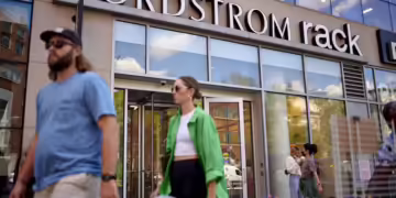 Retorno às raízes: a família Nordstrom vai vender a rede de varejo de luxo em um acordo de 4 bilhões de dólares