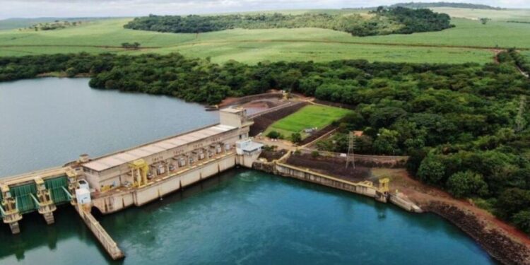 A Âmbar Energia adquiriu 4 usinas hidrelétricas da Cemig (CMIG4) pelo valor de R$ 52 milhões