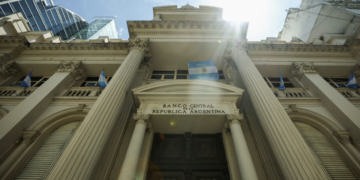 Banco Central da Argentina reduz taxa básica de juros (Leliq) de 35% para 32% ao ano