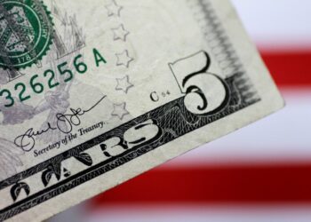 Dólar ignora nova ação do Banco Central, bate novo recorde histórico e encerra a R$ 6,09, com preocupações fiscais