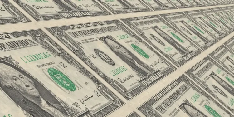O Santander prevê que o dólar permaneça na faixa de R$ 6 em 2025
