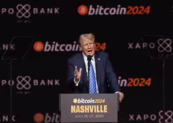 A indústria de criptomoedas dos Estados Unidos está atenta a possíveis decretos de Trump em seu primeiro dia como presidente