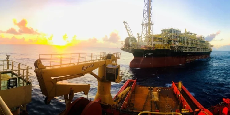 Segundo o IBP, a produção de petróleo no Brasil deve aumentar 6% em 2025