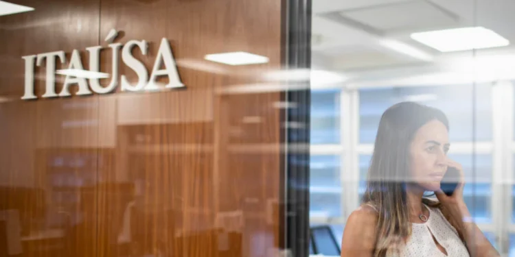 Itaúsa (ITSA3, ITSA4) informa que irá pagar juros sobre o capital próprio no montante de R$ 630 milhões