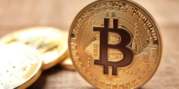 A euforia com o bitcoin prevalece após novos recordes, porém uma correção em 2025 é viável