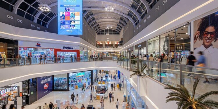O Nordeste está à frente no aumento do fluxo de consumidores em centros comerciais do Brasil