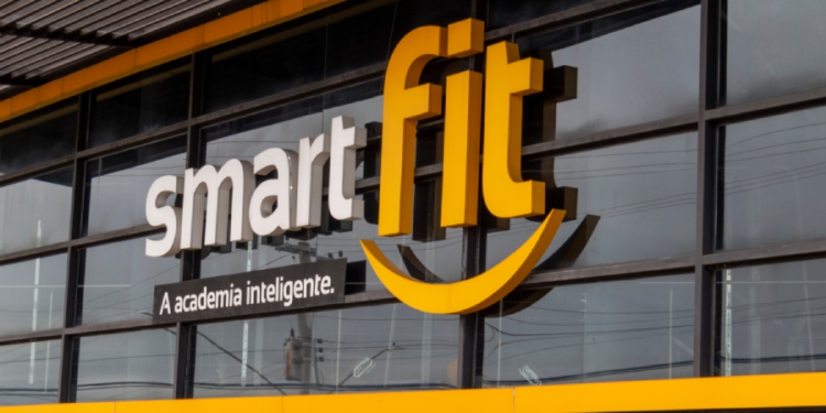 Smart Fit pretende abrir 300 novas lojas em 2025 e mira expansão internacional
