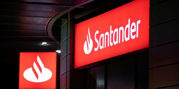 XP qualifica Santander como compra e mantém neutralidade em Bradesco e Nubank; “valorização é crucial”