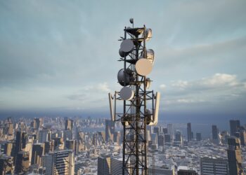 O setor de telecomunicações investiu R$ 24,5 bilhões até setembro e espera encerrar 2024 com um investimento de R$ 35 bilhões