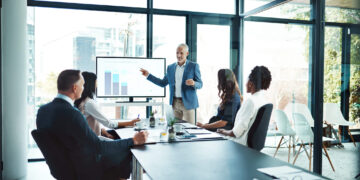 Investimentos em startups latino-americanas crescem 23,5% em 2024, alcançando US$ 4,27 bilhões