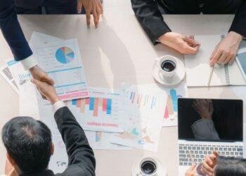 Em 2024, o número de fusões e aquisições aumentou 27%, alcançando R$ 178 bilhões