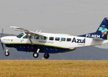 Azul (AZUL4) interrompe operações em 12 cidades do Brasil