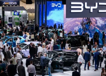 BYD bate recorde de vendas na China: a explosão da gigante dos veículos elétricos — e a ajuda das concorrentes