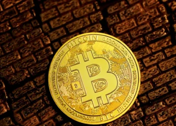 Bitcoin diminui após DeepSeek provocar venda de techs