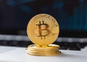 Bitcoin (BTC) alcança o nível mais baixo desde novembro