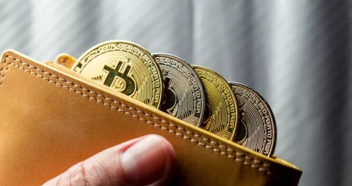 Após decisão executiva de Trump, Bitcoin se aproxima dos US$ 107 mil; um novo recorde está à vista?