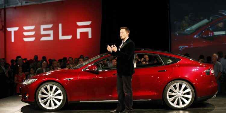O pagamento de Musk levou o maior fundo de pensão europeu a vender sua participação na Tesla
