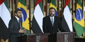 Brasil e Emirados Árabes firmam acordo de 15 bilhões de dólares