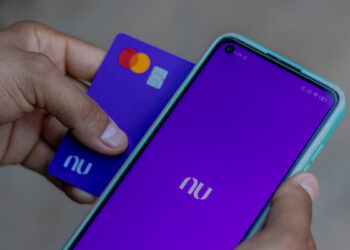Nubank divulga um comunicado que alegra todos os seus usuários, tanto clientes quanto não clientes