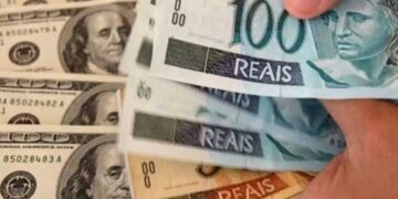 Dólar recua para R$ 5,85 após declarações de Lula e ingresso de capital estrangeiro