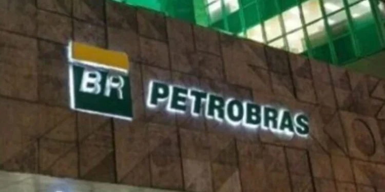 Petrobras (PETR4) vai fundir as áreas de Berbigão e Sururu