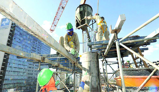 O setor da construção civil deve apresentar expansão no Ceará em 2025, segundo o Sinduscon