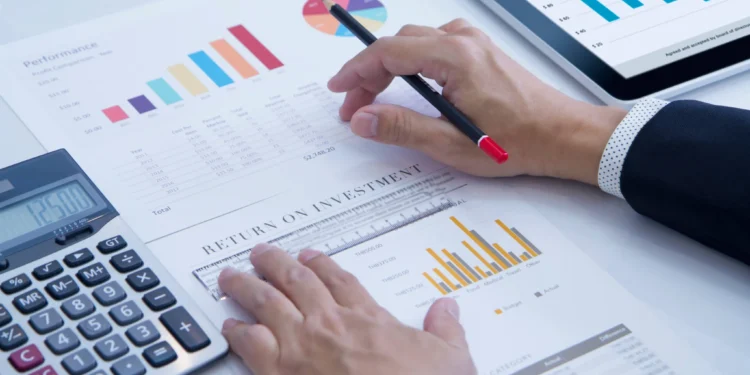 Como diversificar seus investimentos: Estratégias Práticas para reduzir riscos e potencializar retornos