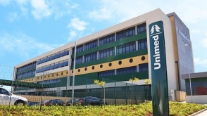 Unimed Nacional previne intervenção com investimento de R$ 1 bilhão de cooperativas de saúde.