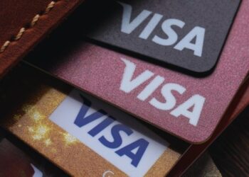 Visa registra receita superior ao previsto e crescimento no volume de pagamentos