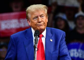 Trump revoga lei contra a corrupção nos Estados Unidos, o que pode impactar empresas do Brasil