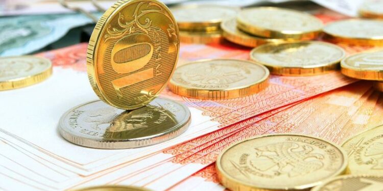 O Brasil não pretende adotar a moeda comum do Brics, porém procura diminuir a dependência do dólar