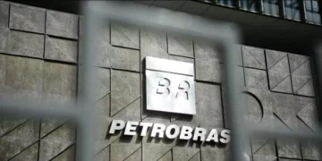 Transpetro pretende realizar licitação e incorporar navios ao plano da Petrobras