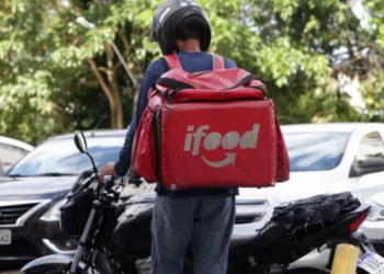 O iFood afirma que manterá o pedido mínimo, mesmo com a proibição judicial