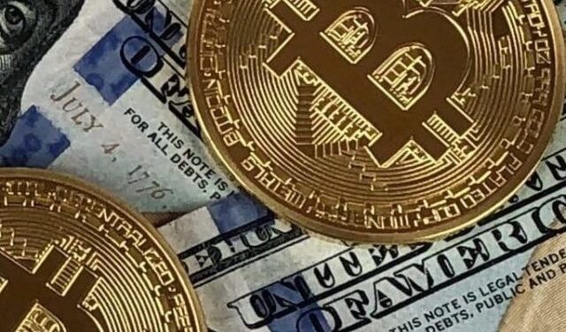 Atividade na rede Bitcoin cai para níveis negativos de 12 meses, com uma diminuição de 55% nas transações em comparação ao pico anterior