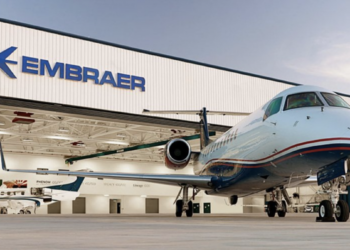 Ações da Embraer (EMBR3) avançam 9% após fecharem o maior acordo de sua história